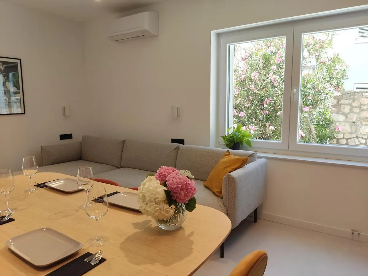 Superior Luxury 4 Stars Vorgesetzter 4 Sterne Apartments 150M To Sea, To Sandy And Pebble Beach Crikvenica