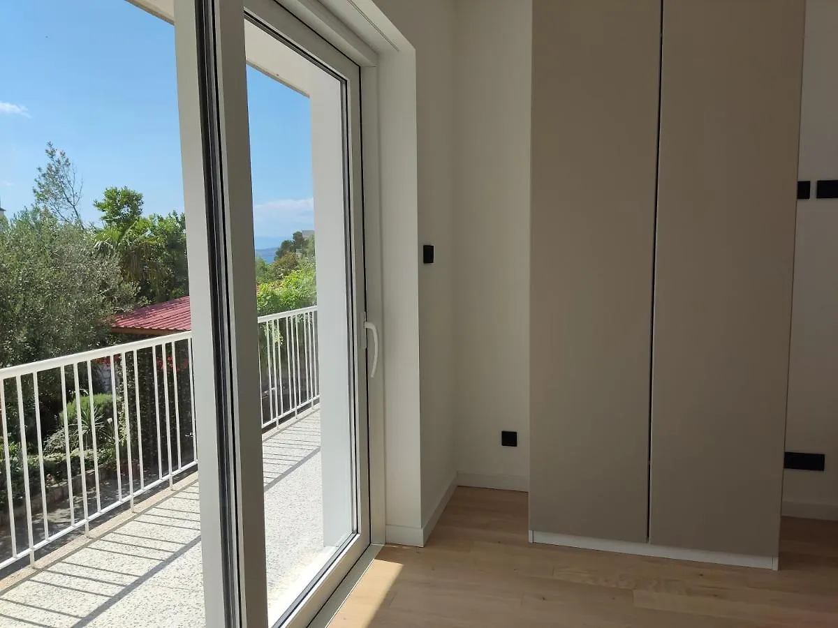 Superior Luxury 4 Stars Vorgesetzter 4 Sterne Apartments 150M To Sea, To Sandy And Pebble Beach Crikvenica